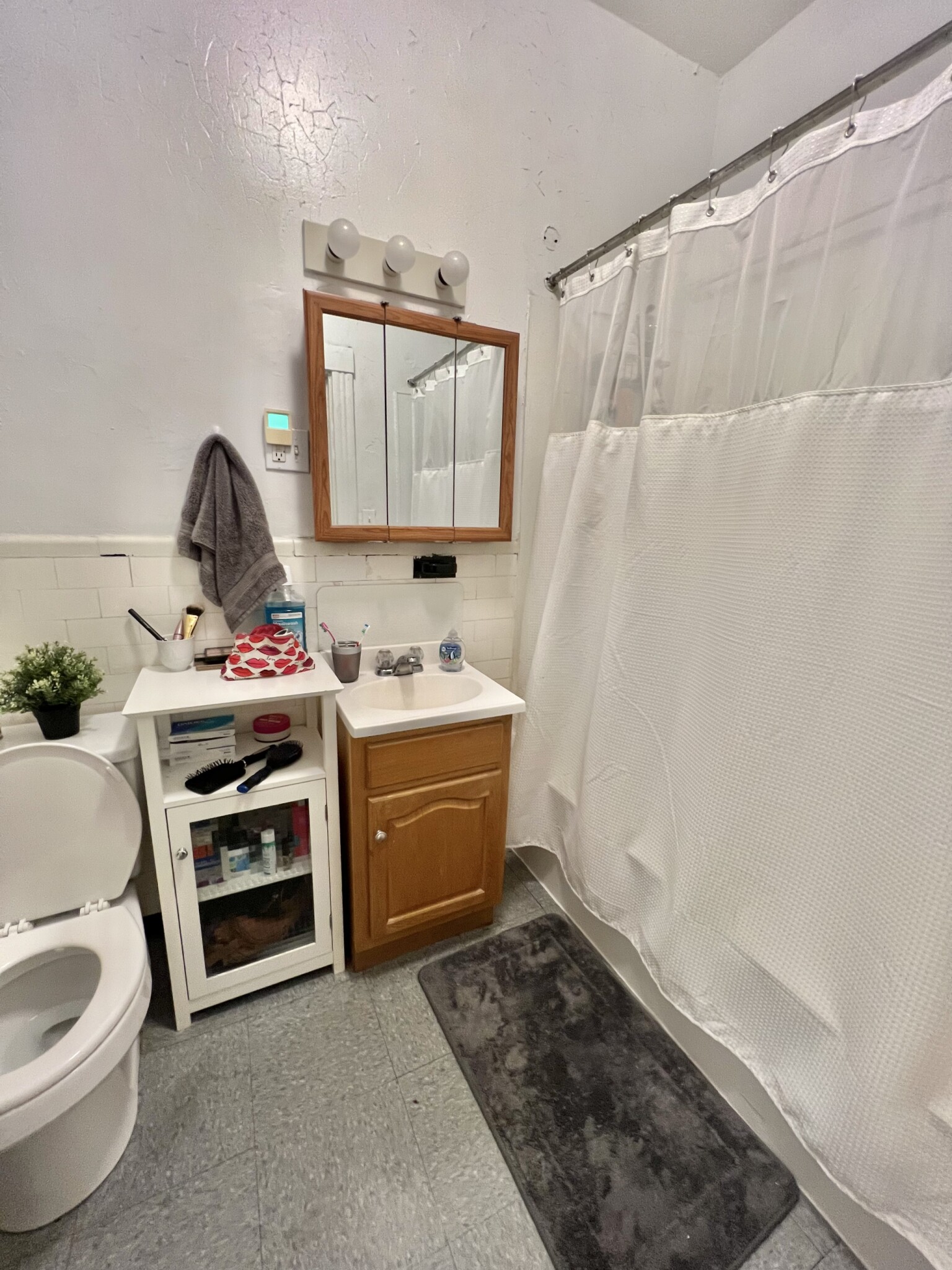 1 split bed, 1 bath apartment for rent at 1375 Commonwealth Ave Unit 11, Allston — photo 3 of 3