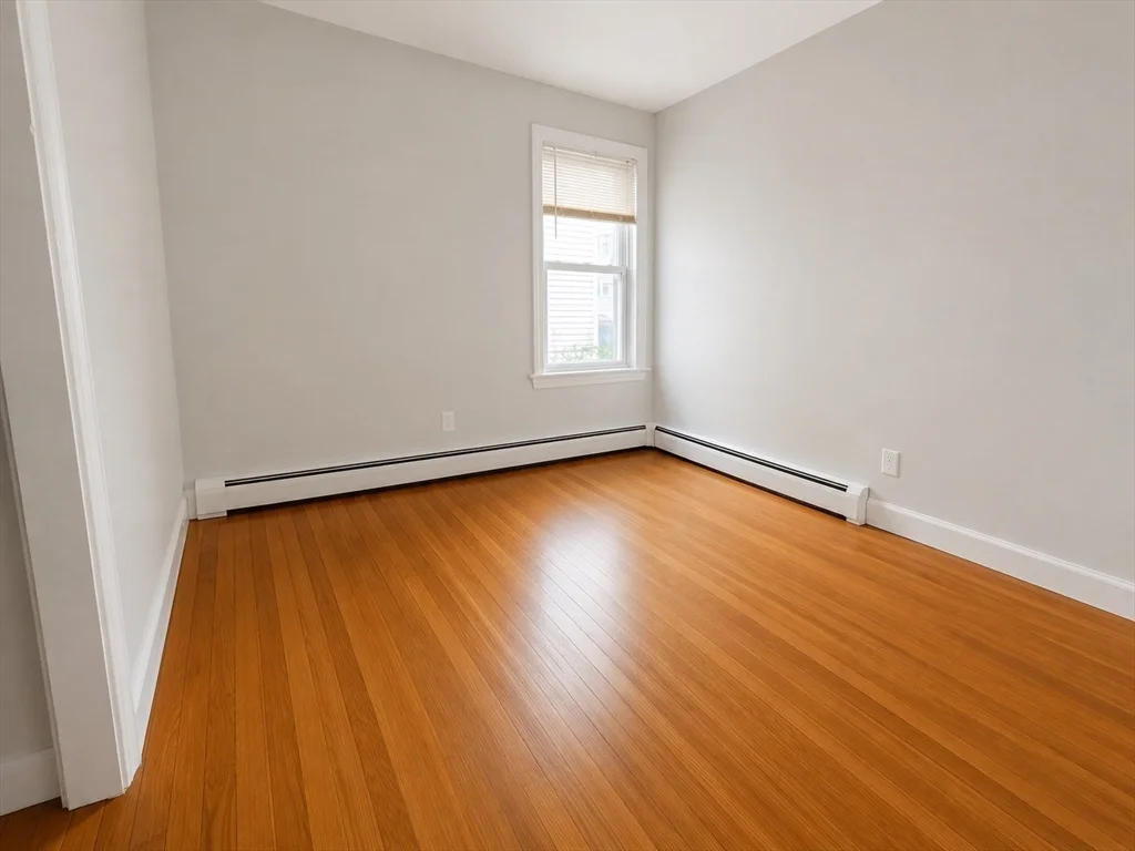 631 Walnut St, Fall River