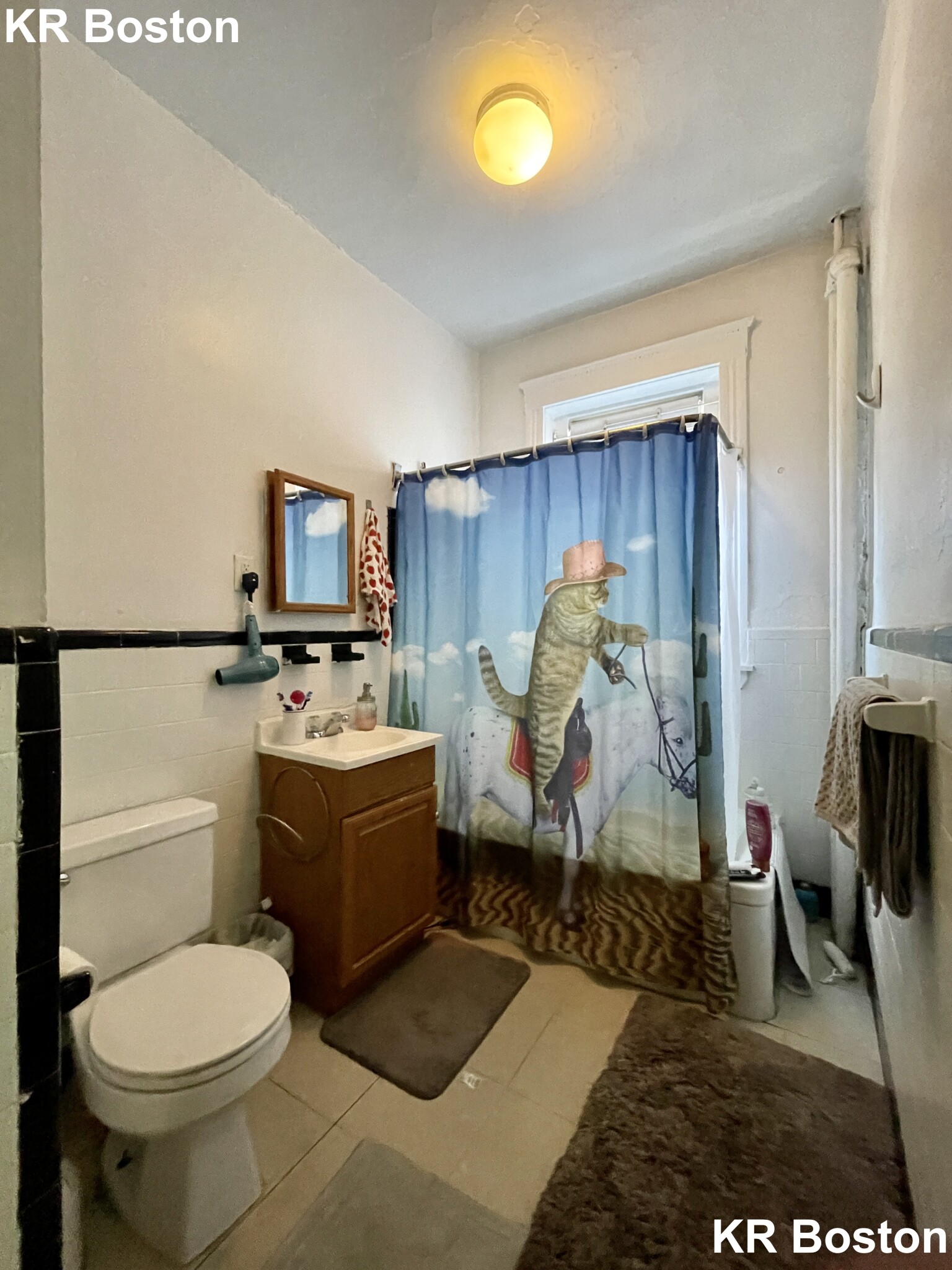 1 split bed, 1 bath apartment for rent at 1377 Commonwealth Ave Unit 8, Allston — photo 3 of 3