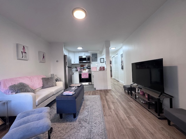 15 University Rd, Aspinwall Hill