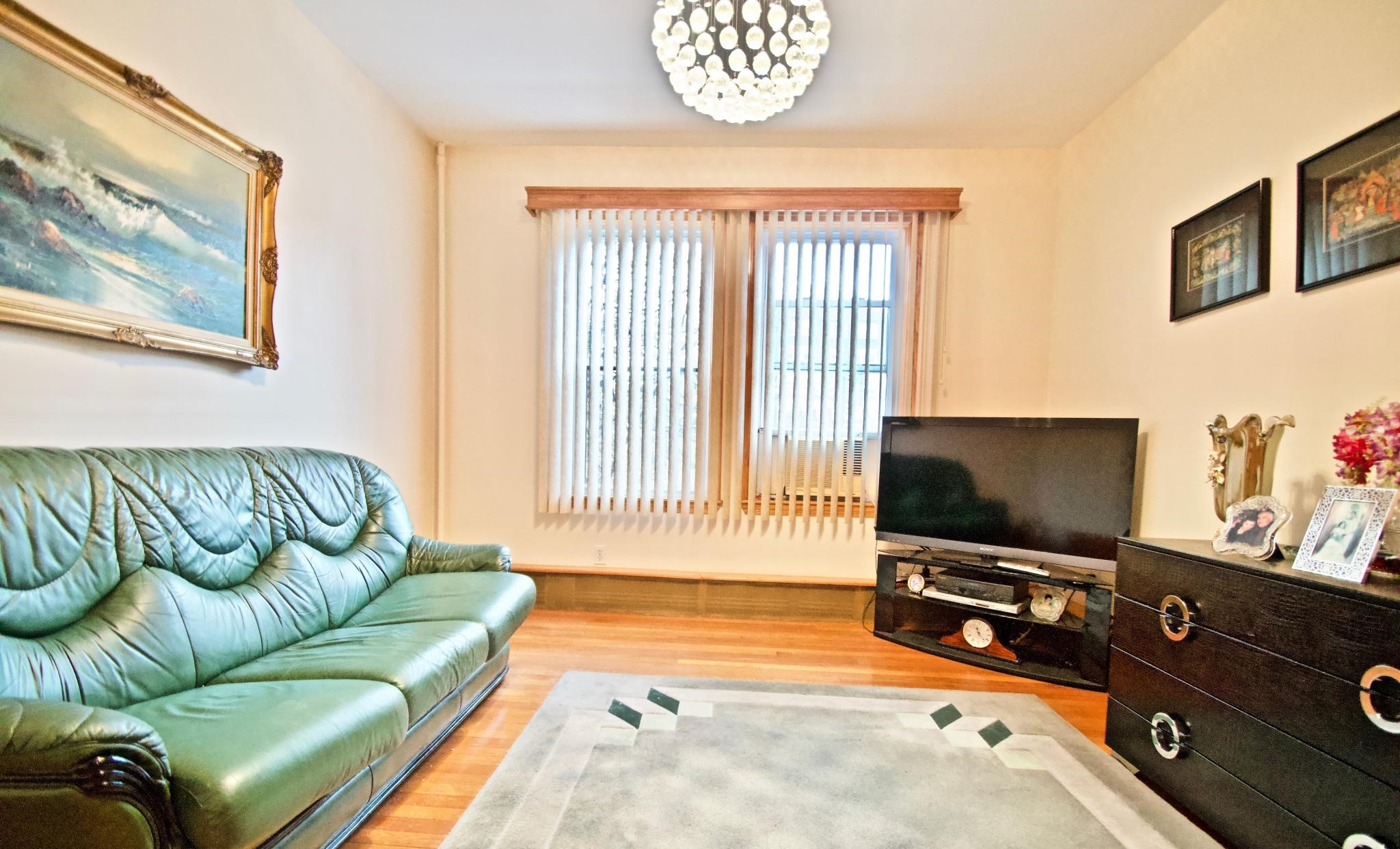 1714 Commonwealth Ave, Brighton