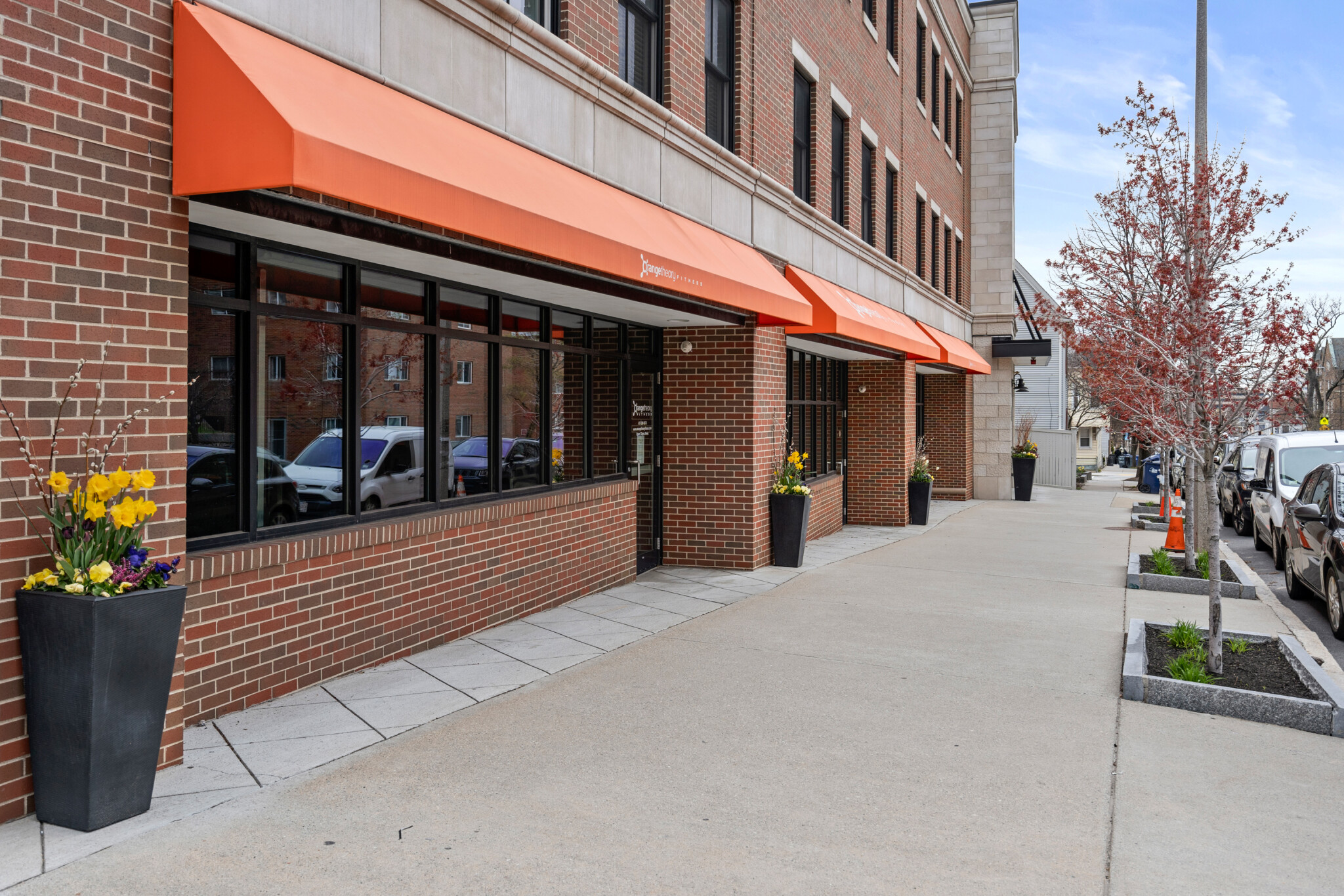 375 Market St, Oak Square