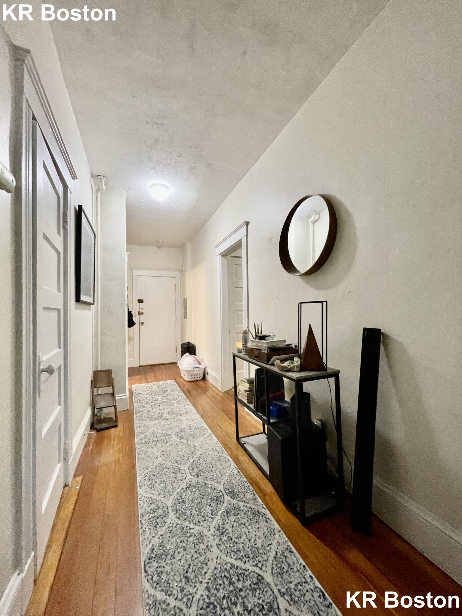1 bed, 1 bath apartment for rent at 1383 Commonwealth Ave Unit 8, Allston — photo 3 of 4