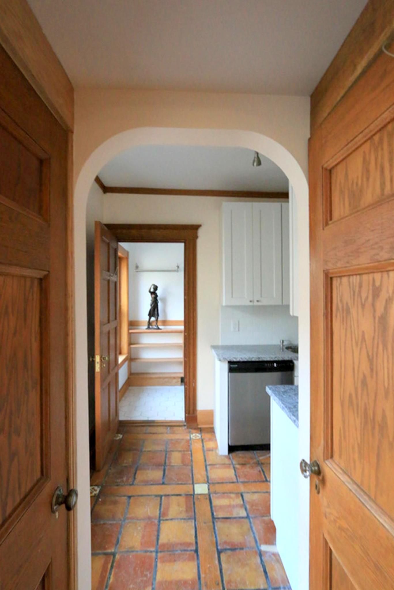 1.5 bed, 1 bath apartment for rent at 900 Massachusetts Ave Unit Five, Central Square — photo 7 of 16