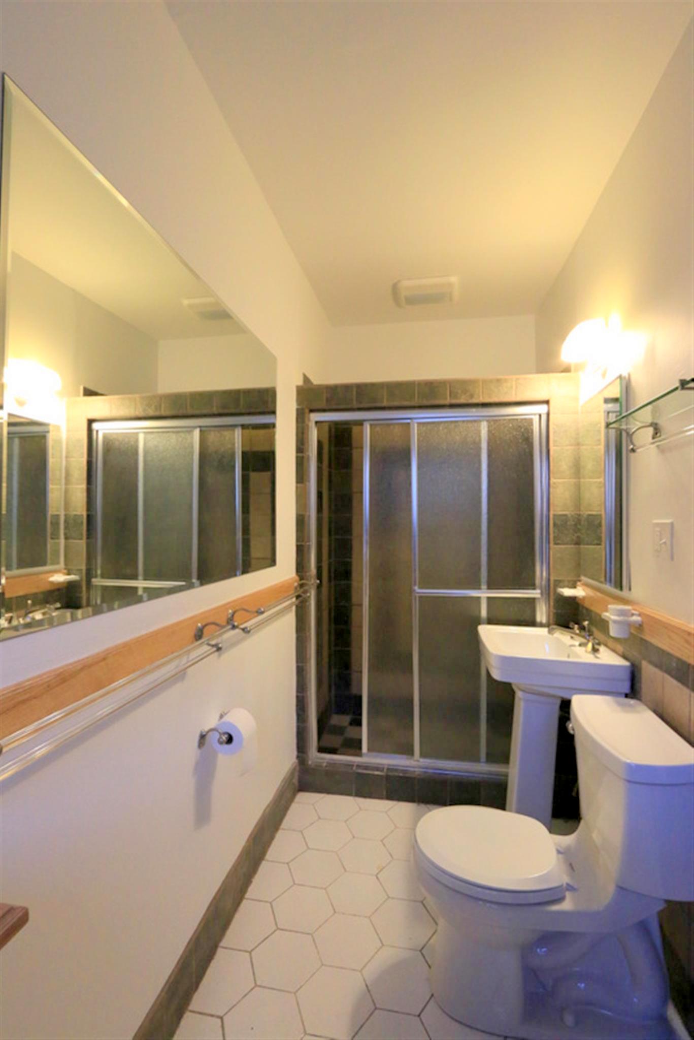 1.5 bed, 1 bath apartment for rent at 900 Massachusetts Ave Unit Five, Central Square — photo 6 of 16