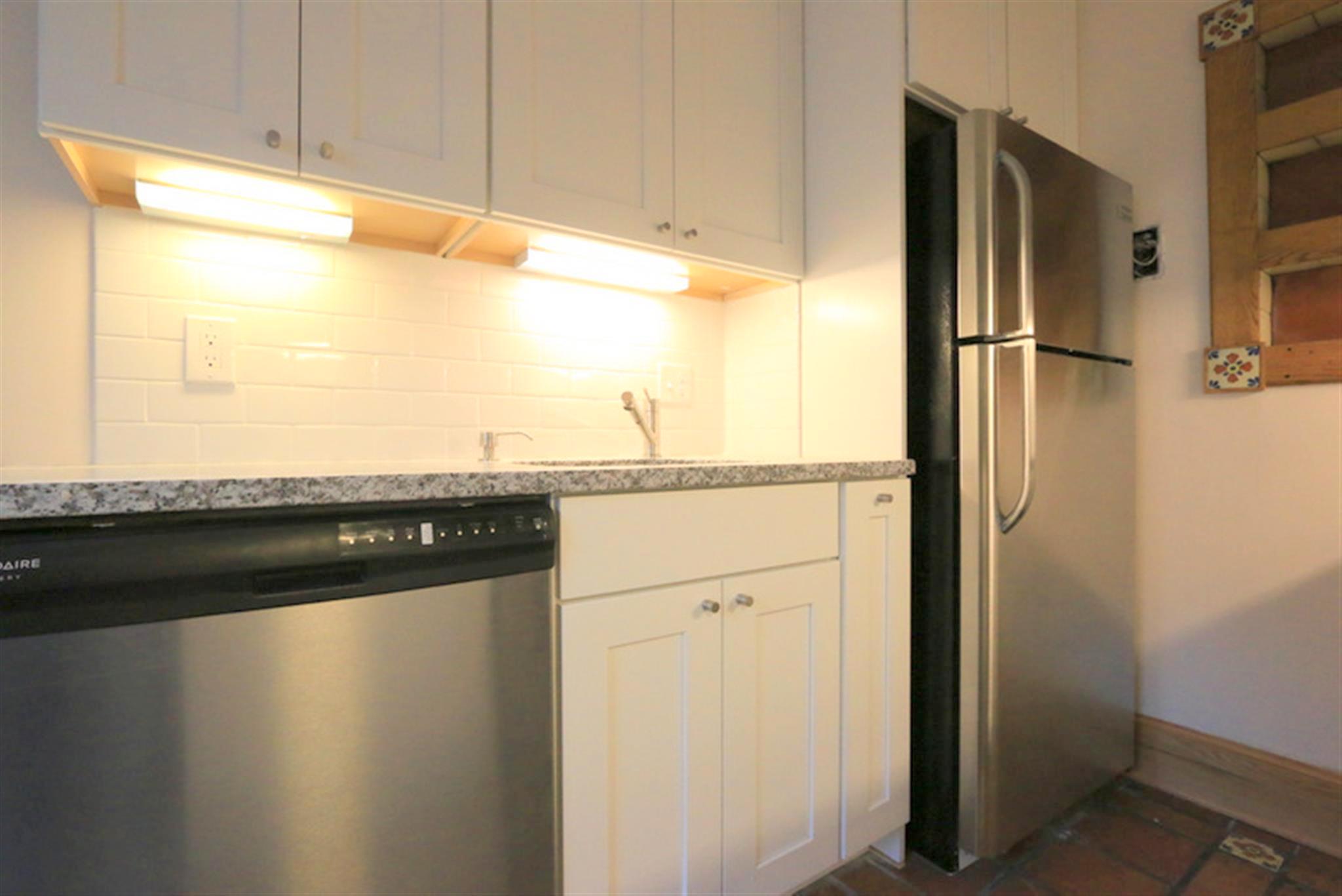1.5 bed, 1 bath apartment for rent at 900 Massachusetts Ave Unit Five, Central Square — photo 3 of 16