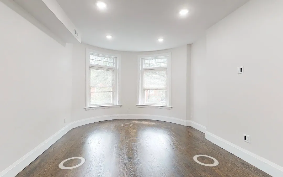 7 Strathmore Rd, Brookline