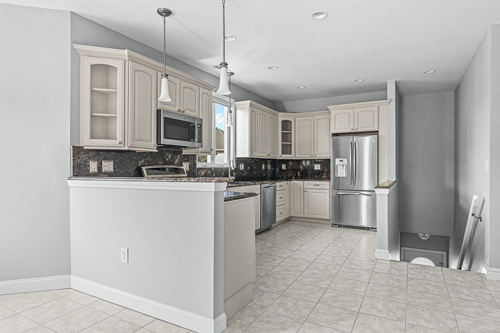 76-78 Bradbury Ave, Medford