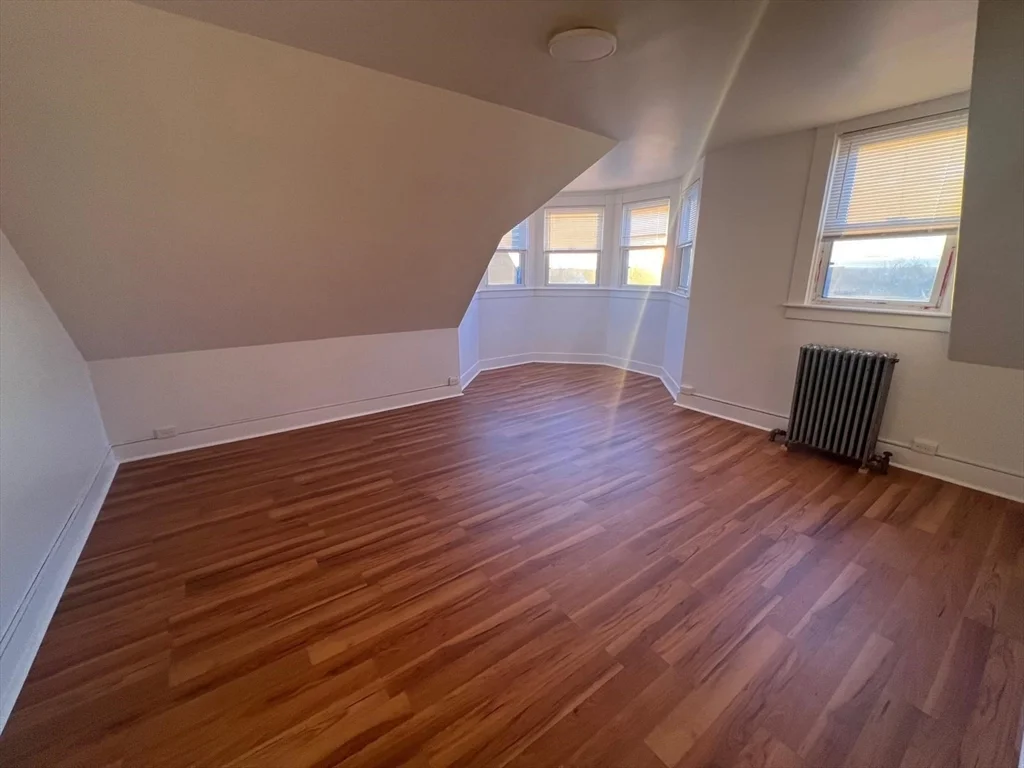 974 Plymouth Ave, Fall River