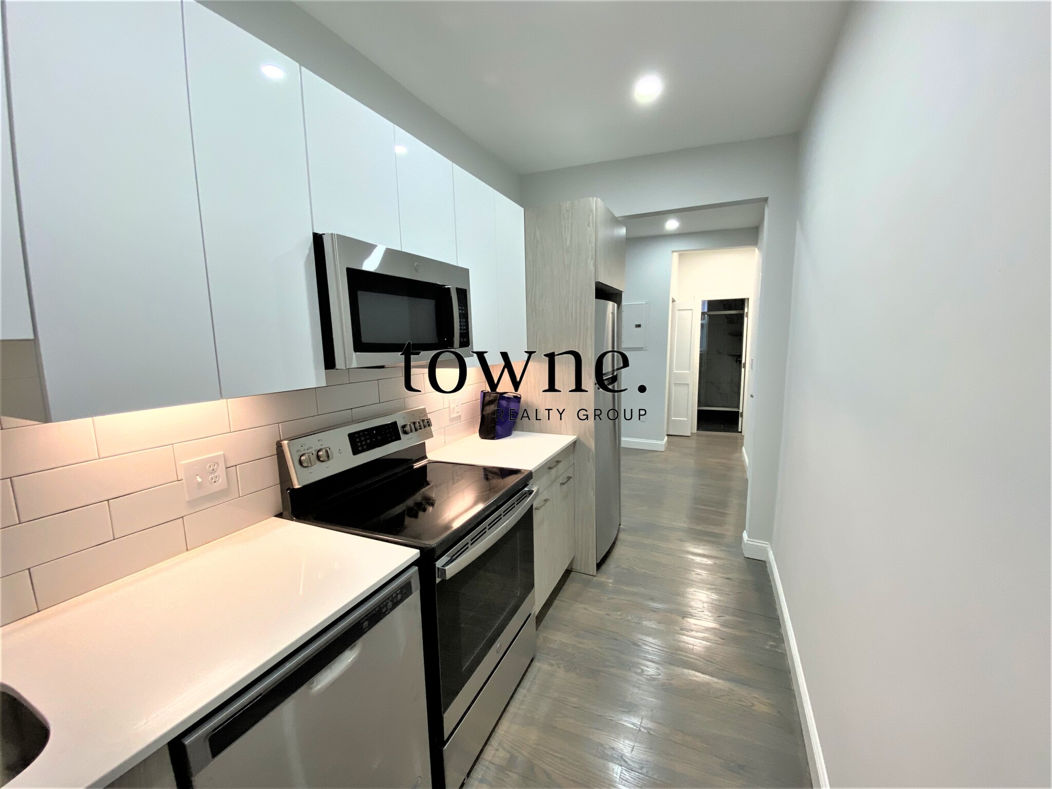 112 Jersey St, Fenway