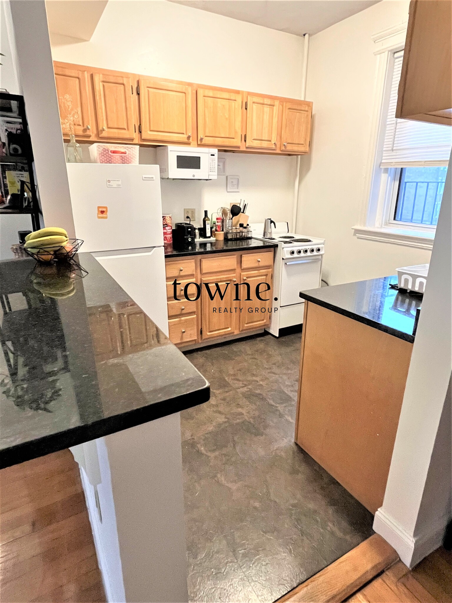 111 Queensberry St, Fenway