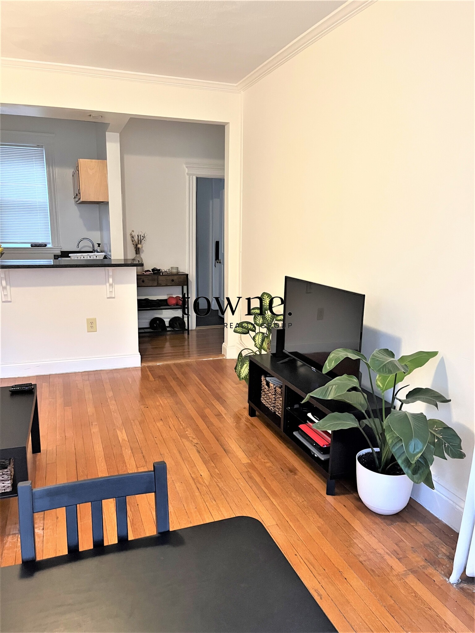 111 Queensberry St, Fenway