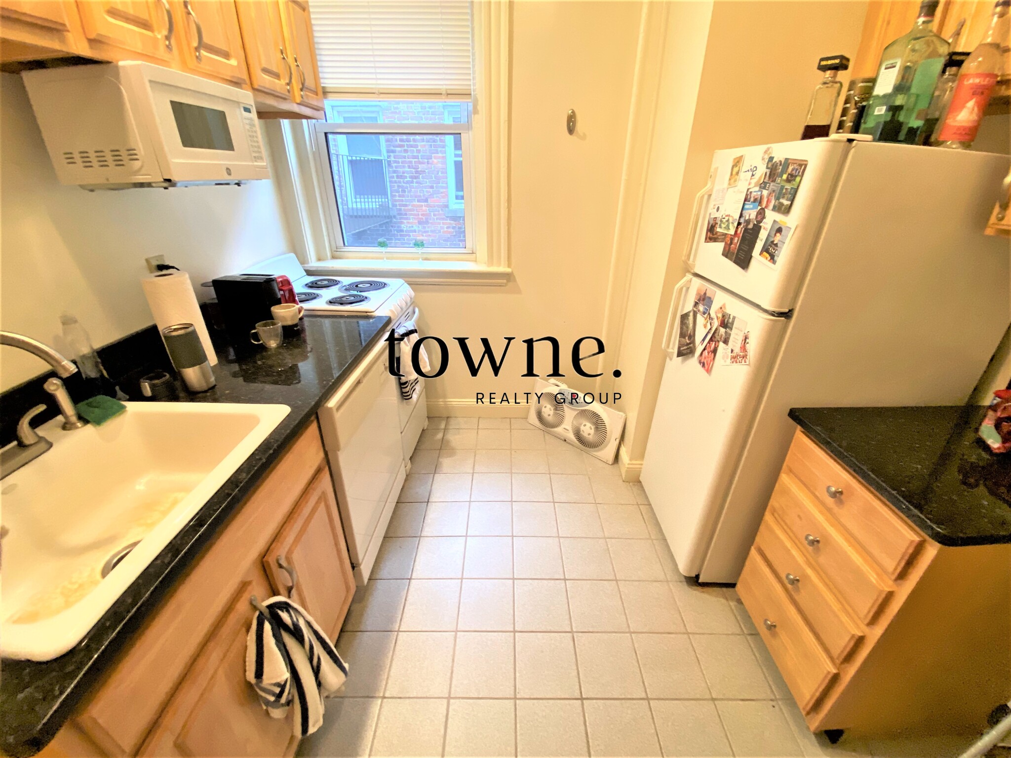 100 Queensberry St, Fenway