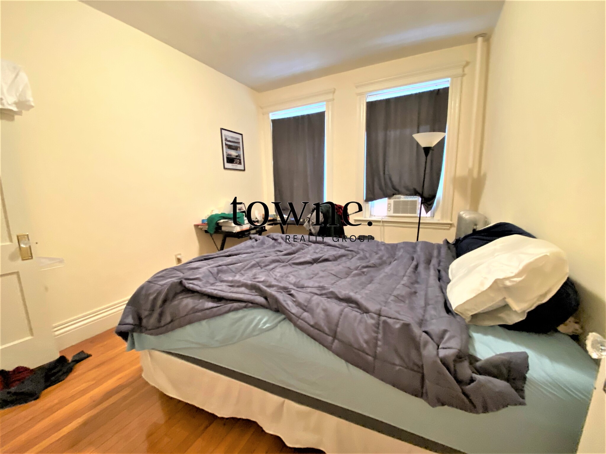 100 Queensberry St, Fenway