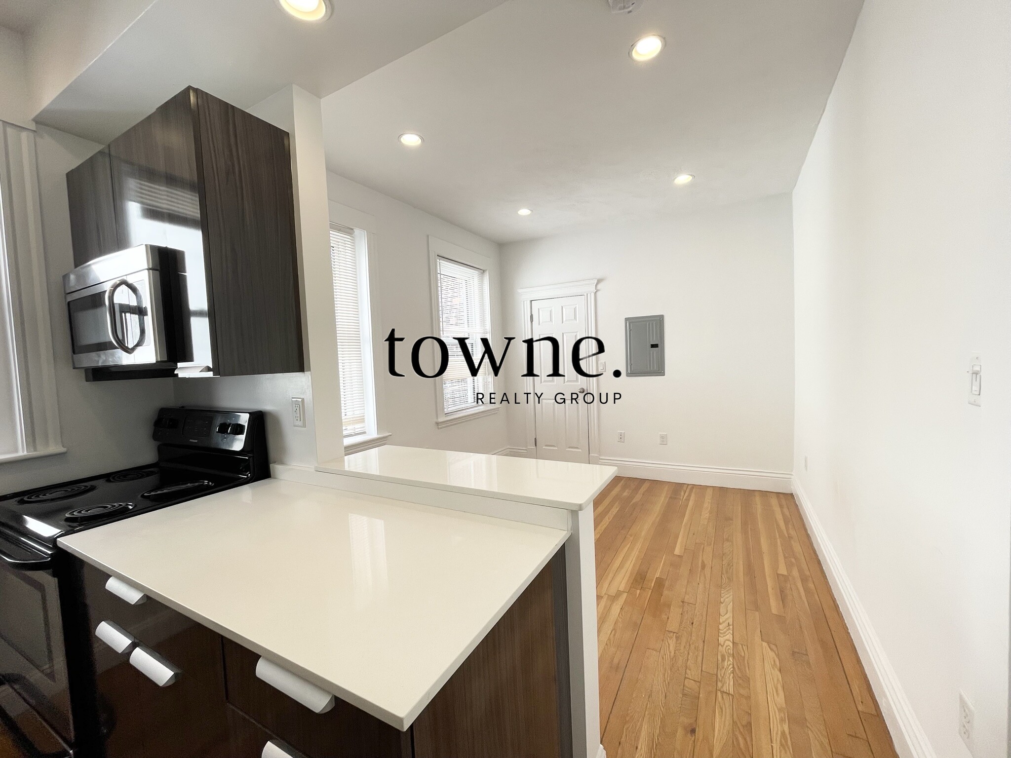 120 Peterborough St, Fenway