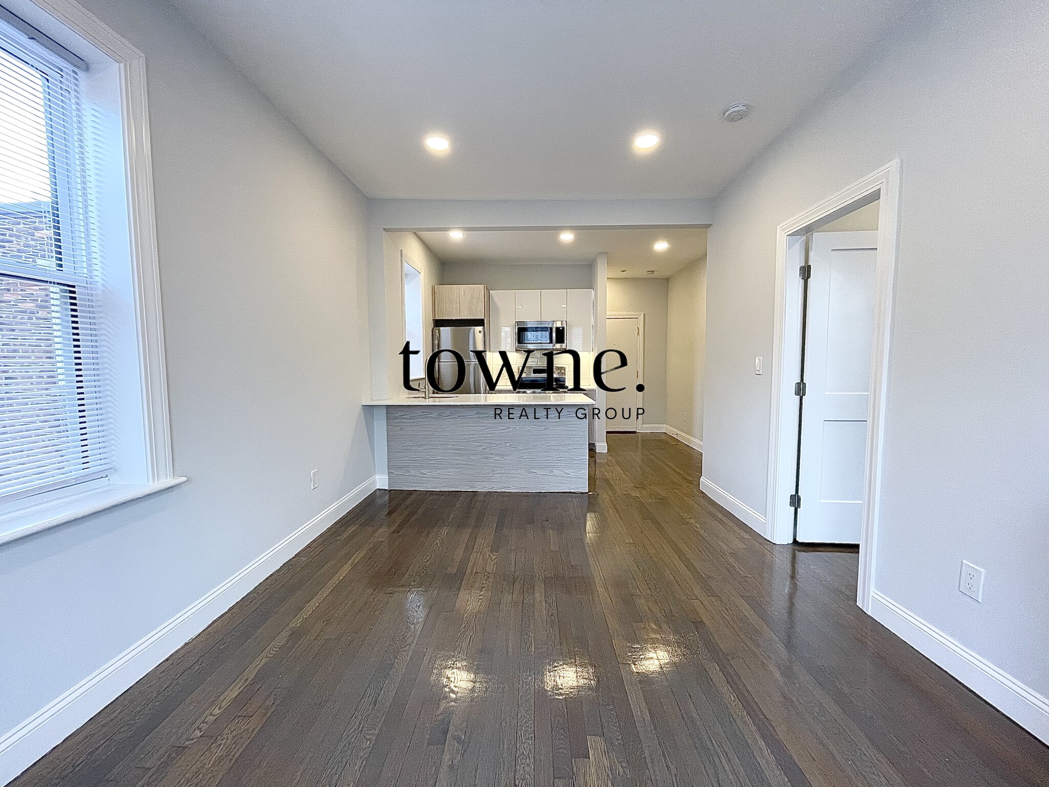 111 Queensberry St, Fenway