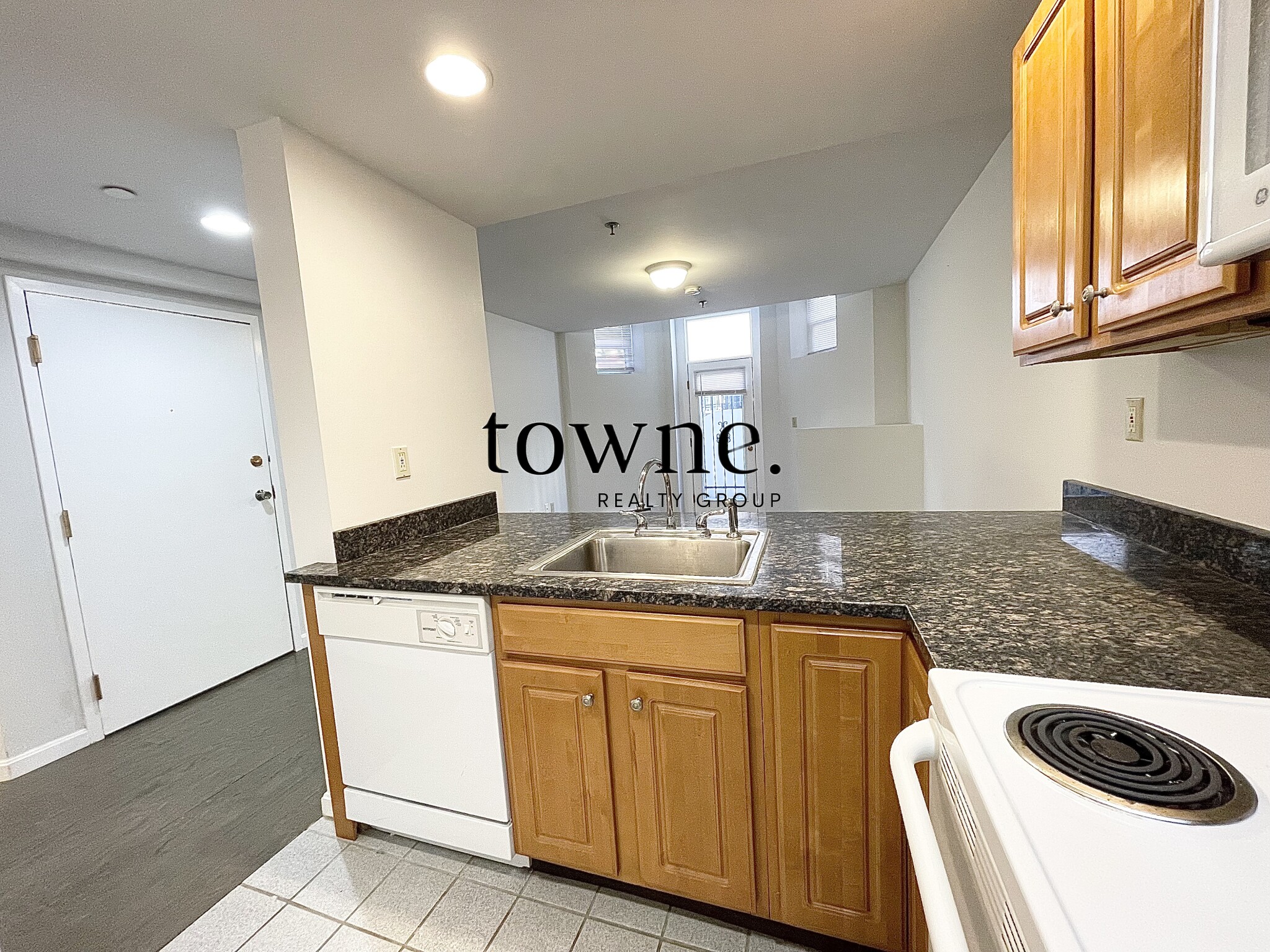 28 Queensberry St, Fenway