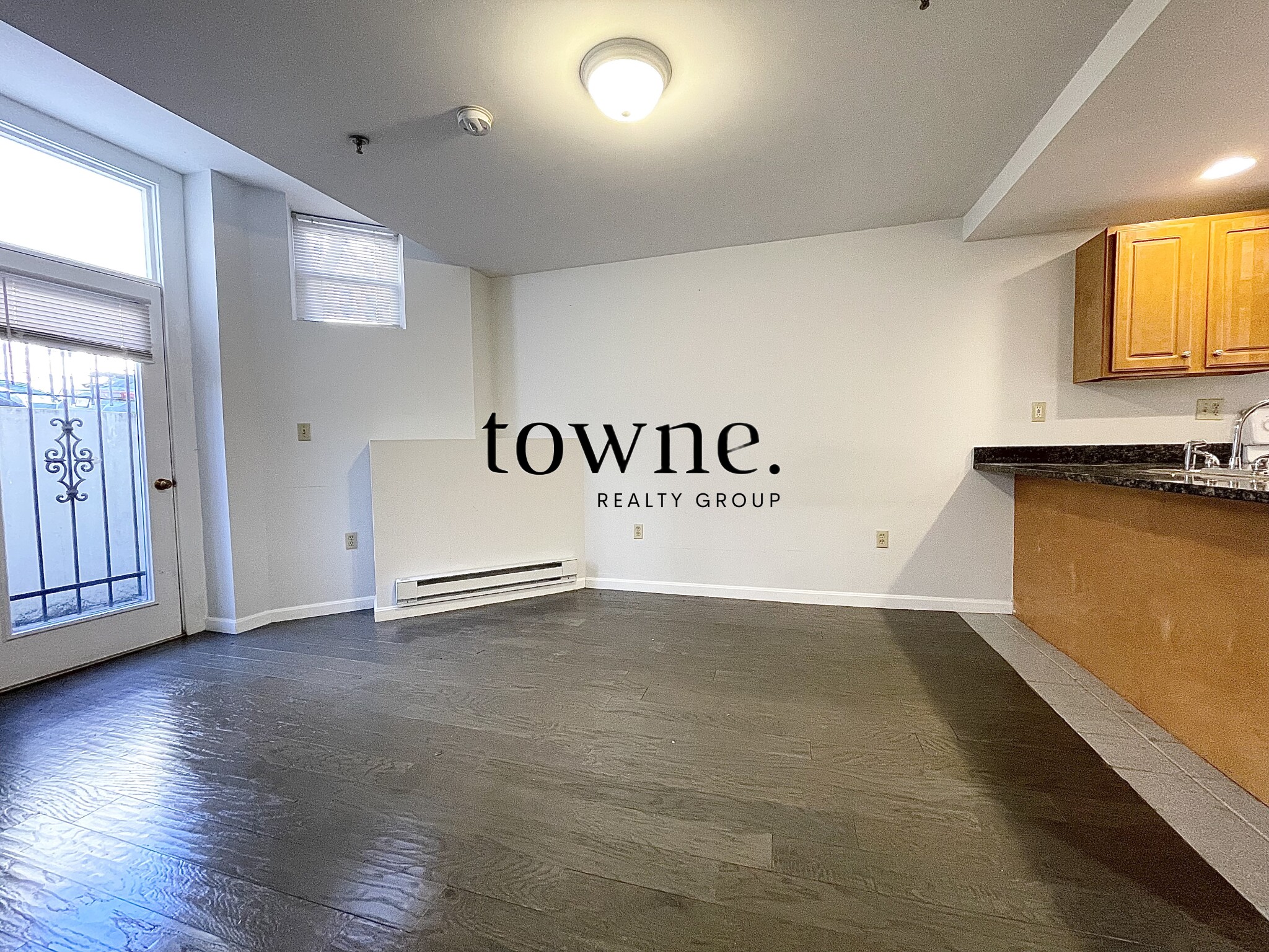 28 Queensberry St, Fenway