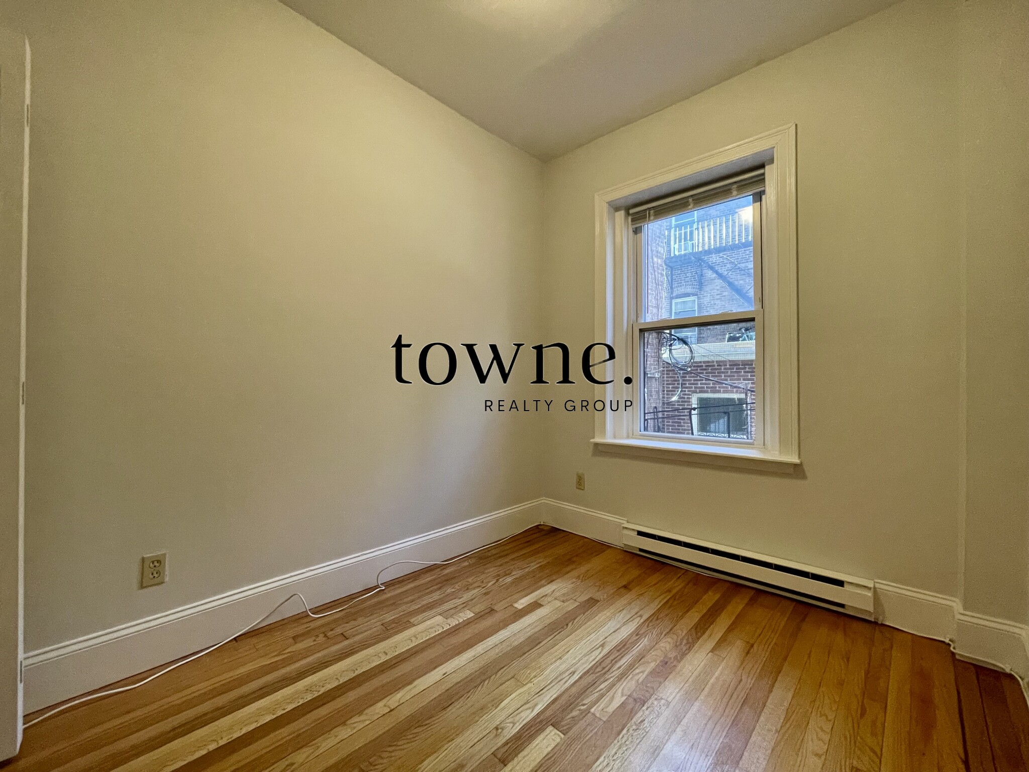 88 West Cedar St, Beacon Hill
