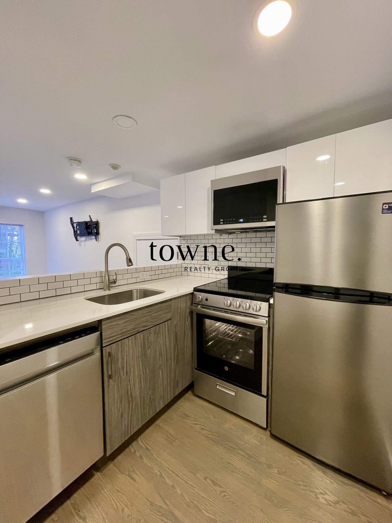 24 Phillips St, Beacon Hill