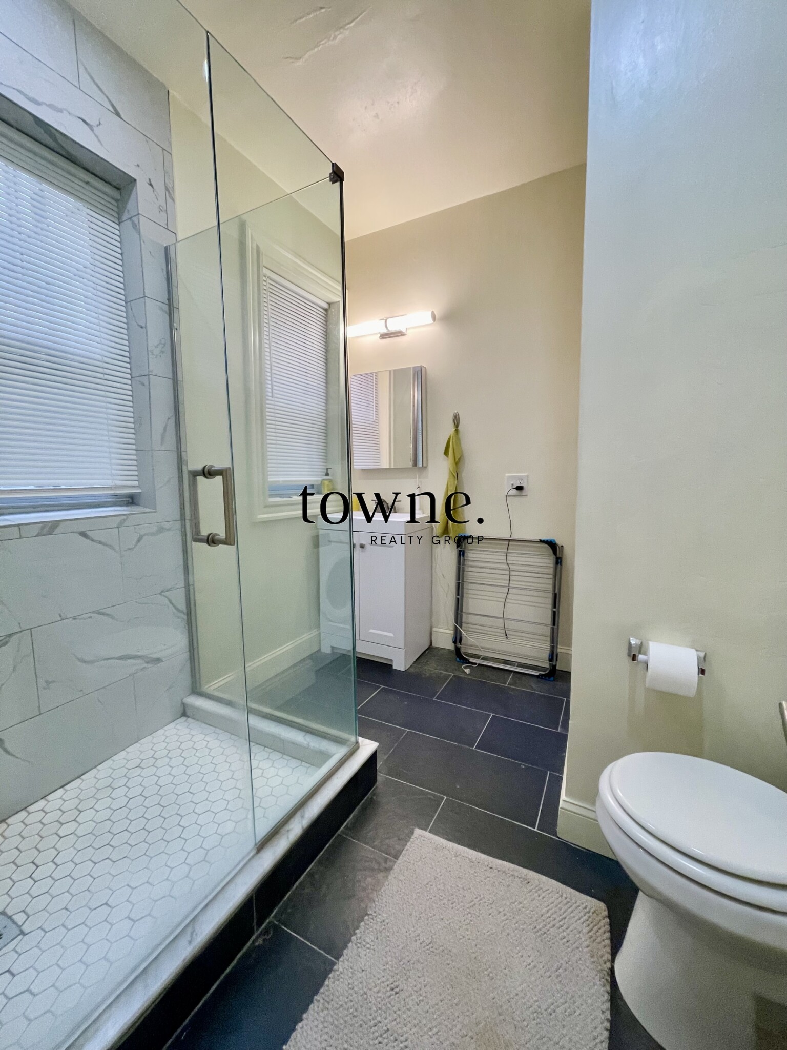 55 Queensberry St, Fenway