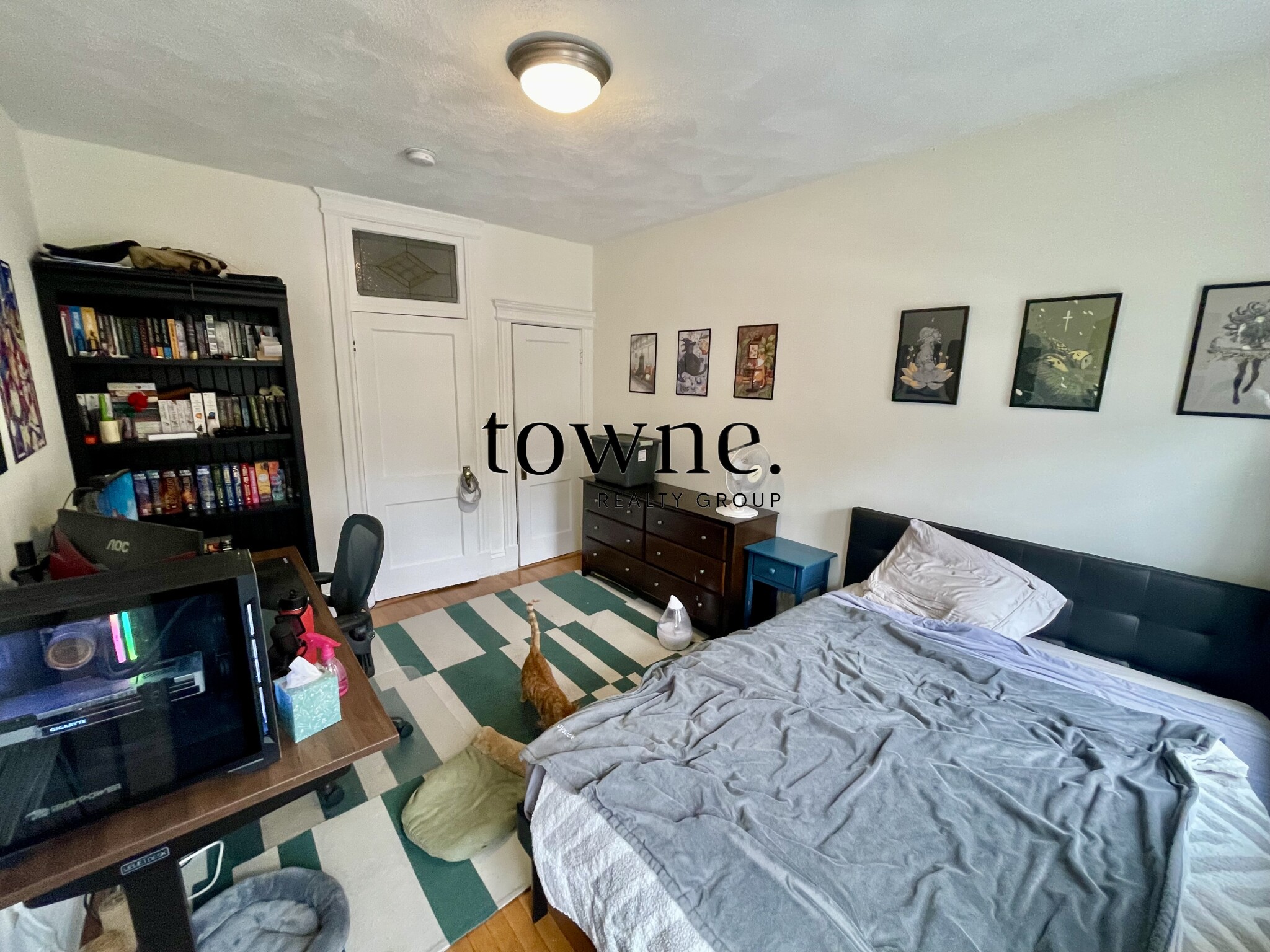 111 Queensberry St, Fenway