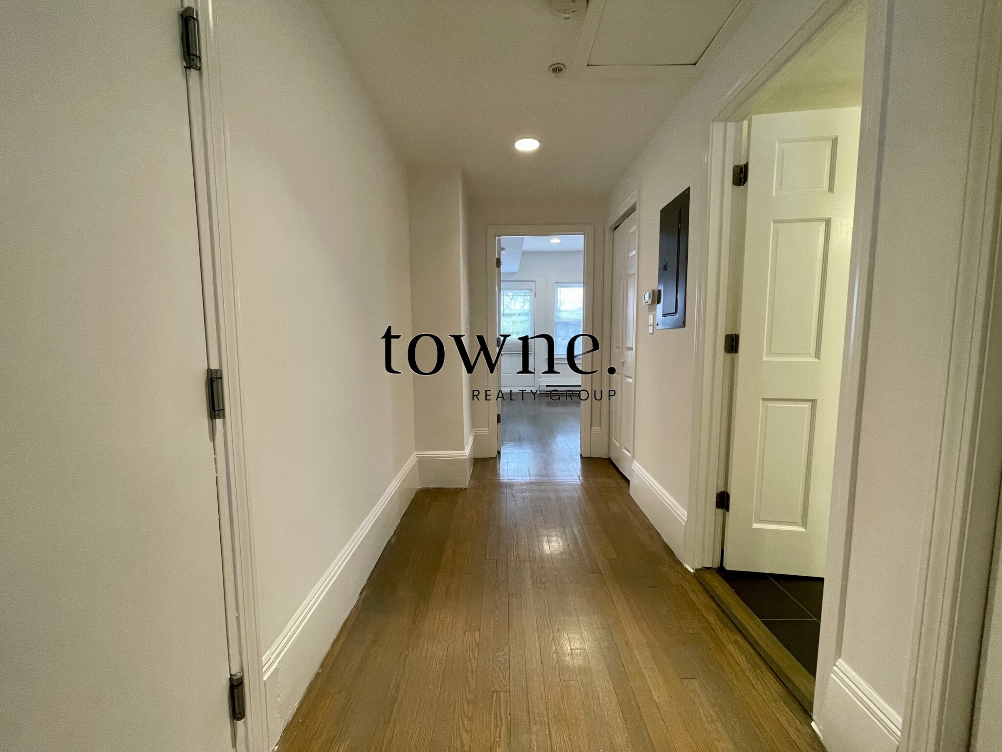 1404 Beacon St, Corey Hill