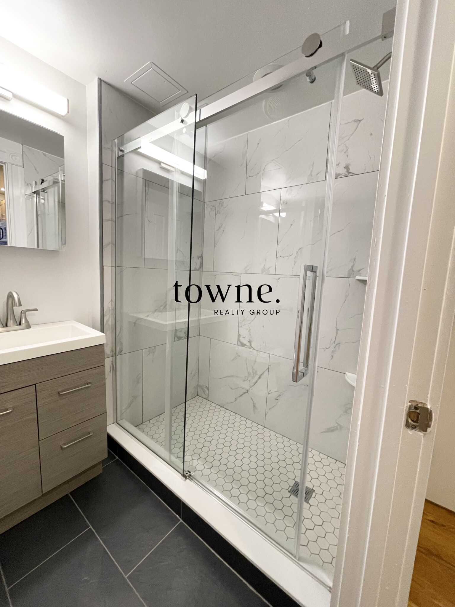 195 Commonwealth Ave, Back Bay