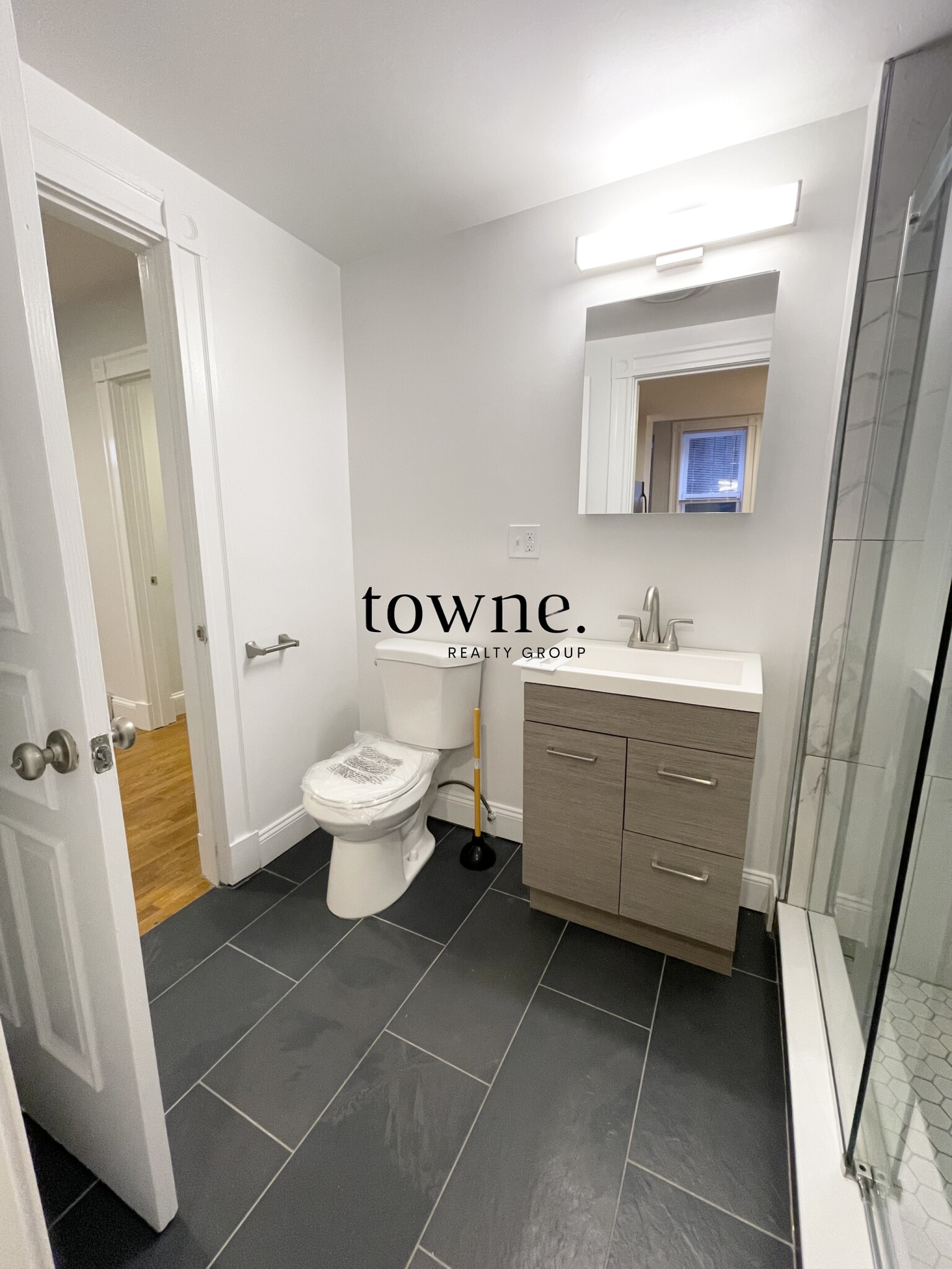 195 Commonwealth Ave, Back Bay