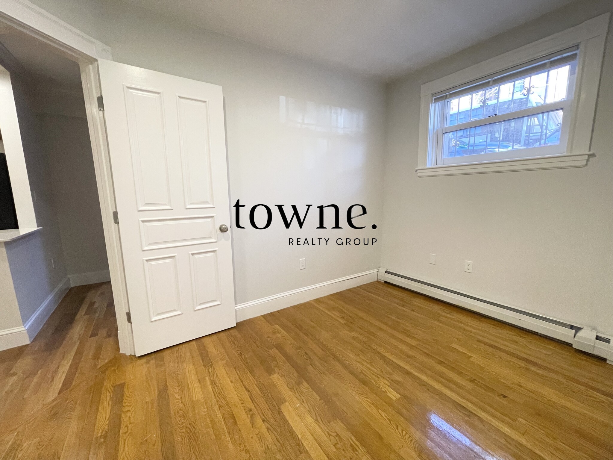 195 Commonwealth Ave, Back Bay