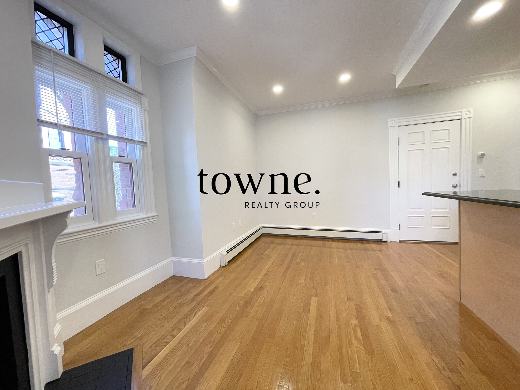 195 Commonwealth Ave, Back Bay