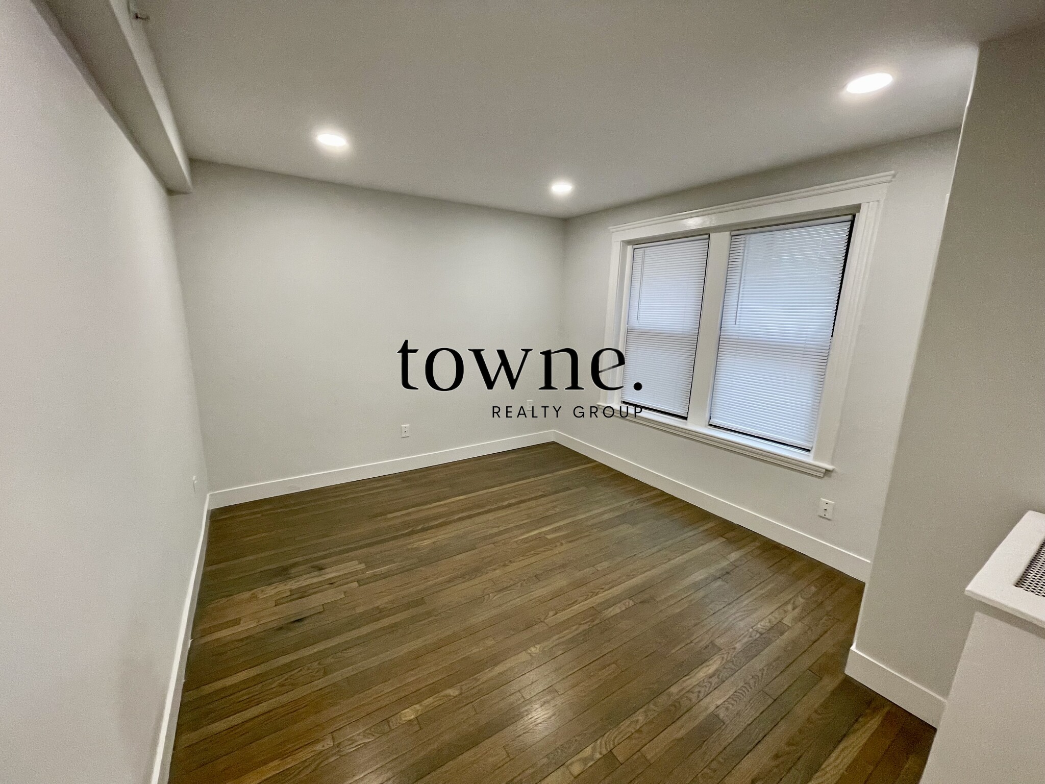 11 Peterborough St, Fenway