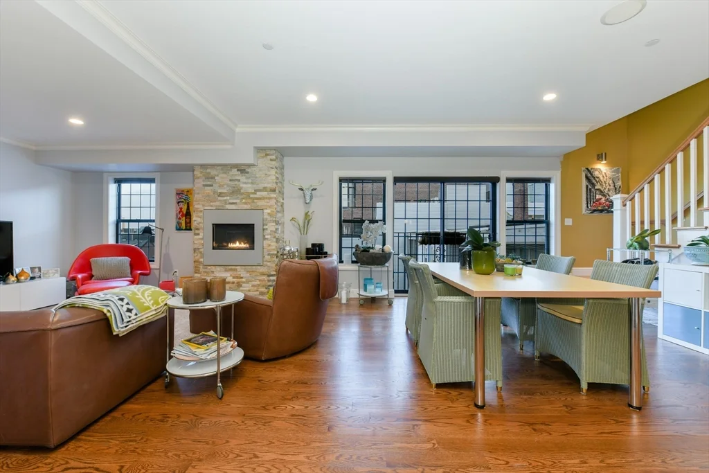 350 W Broadway, South Boston