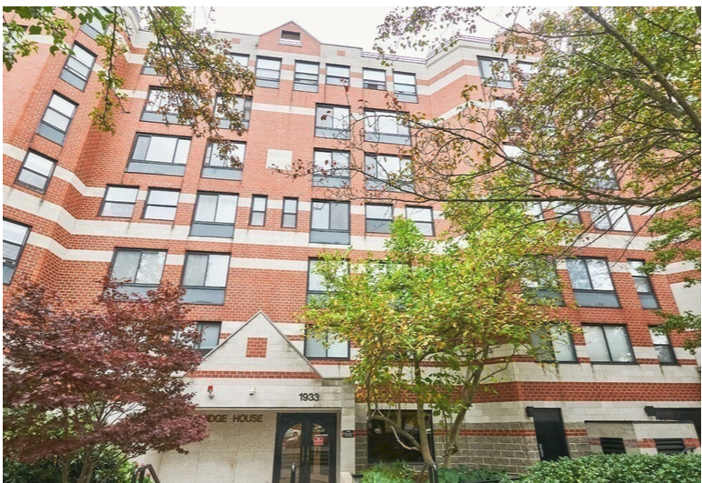 1933 Commonwealth Ave, Brighton