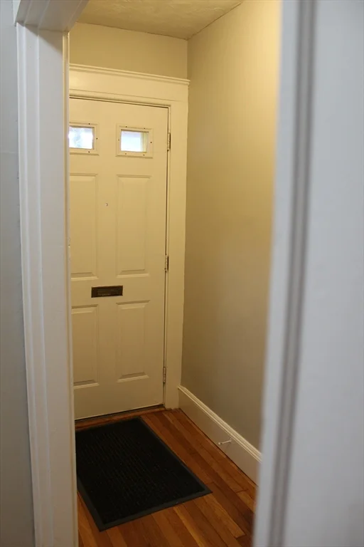 10 Mattakeeset St, Hyde Park