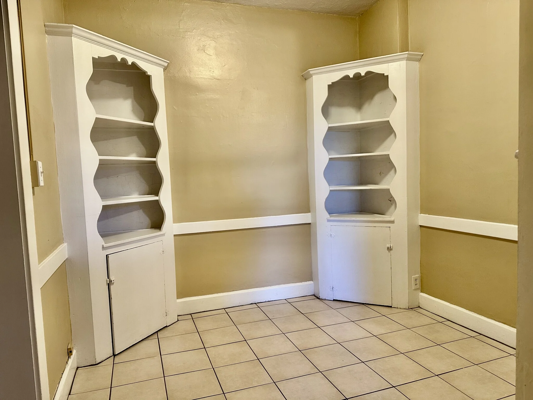 330 Saint Paul St, North Brookline