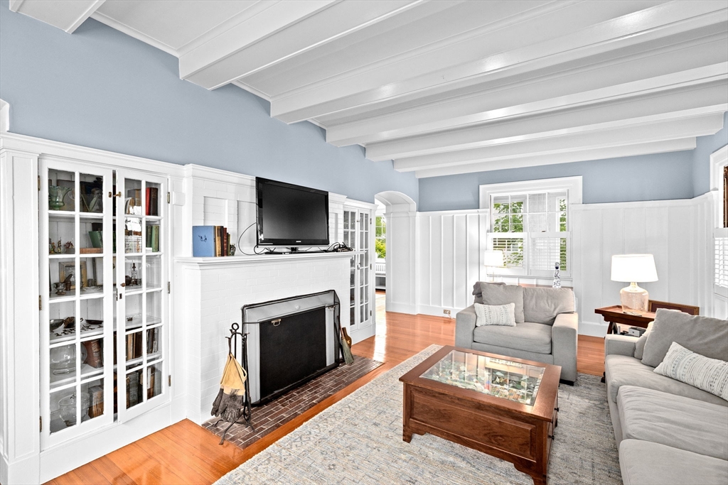 4 Glover Ave, Allerton