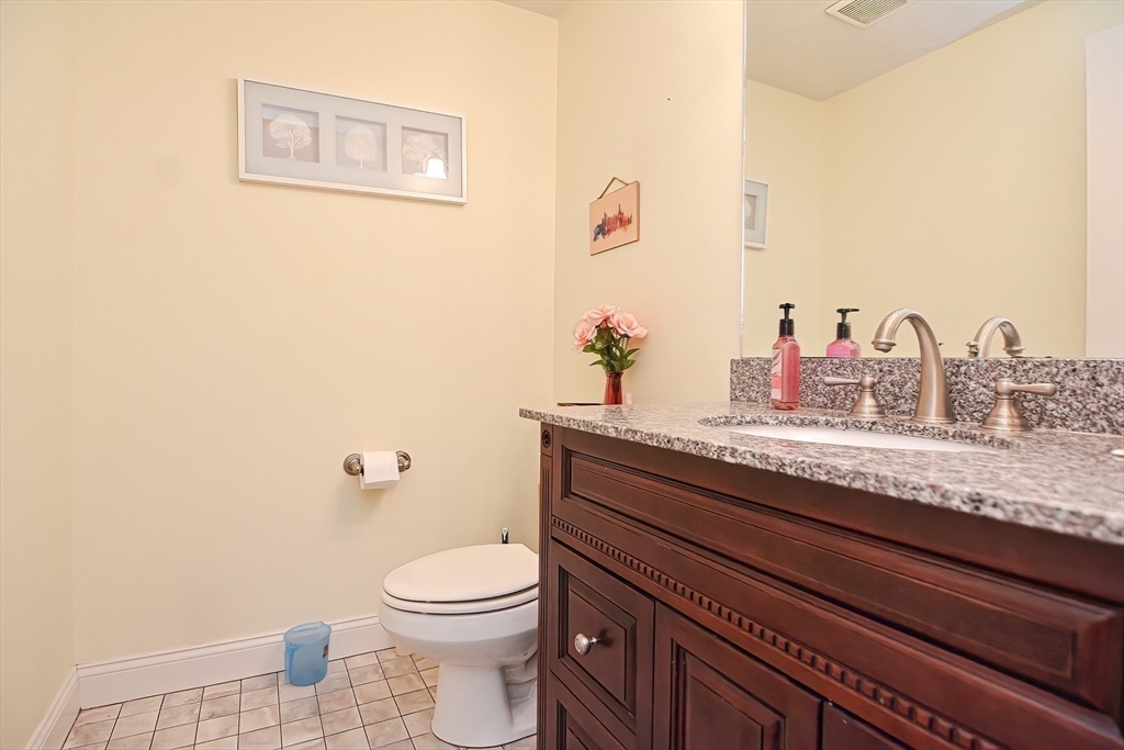 1 Olson St, Wilmington