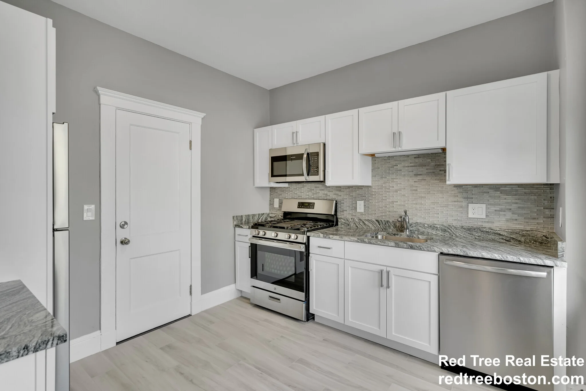 142 Sutherland Rd, Brighton