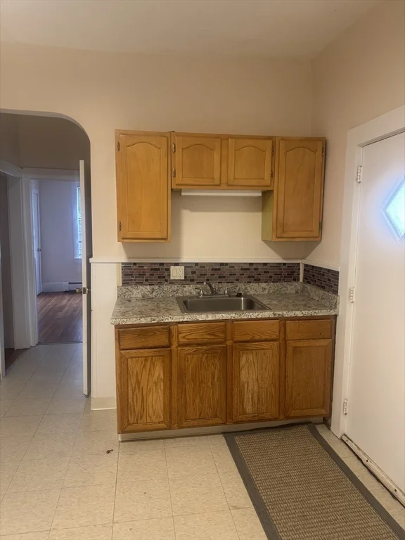 18 Fairview Ave, Malden