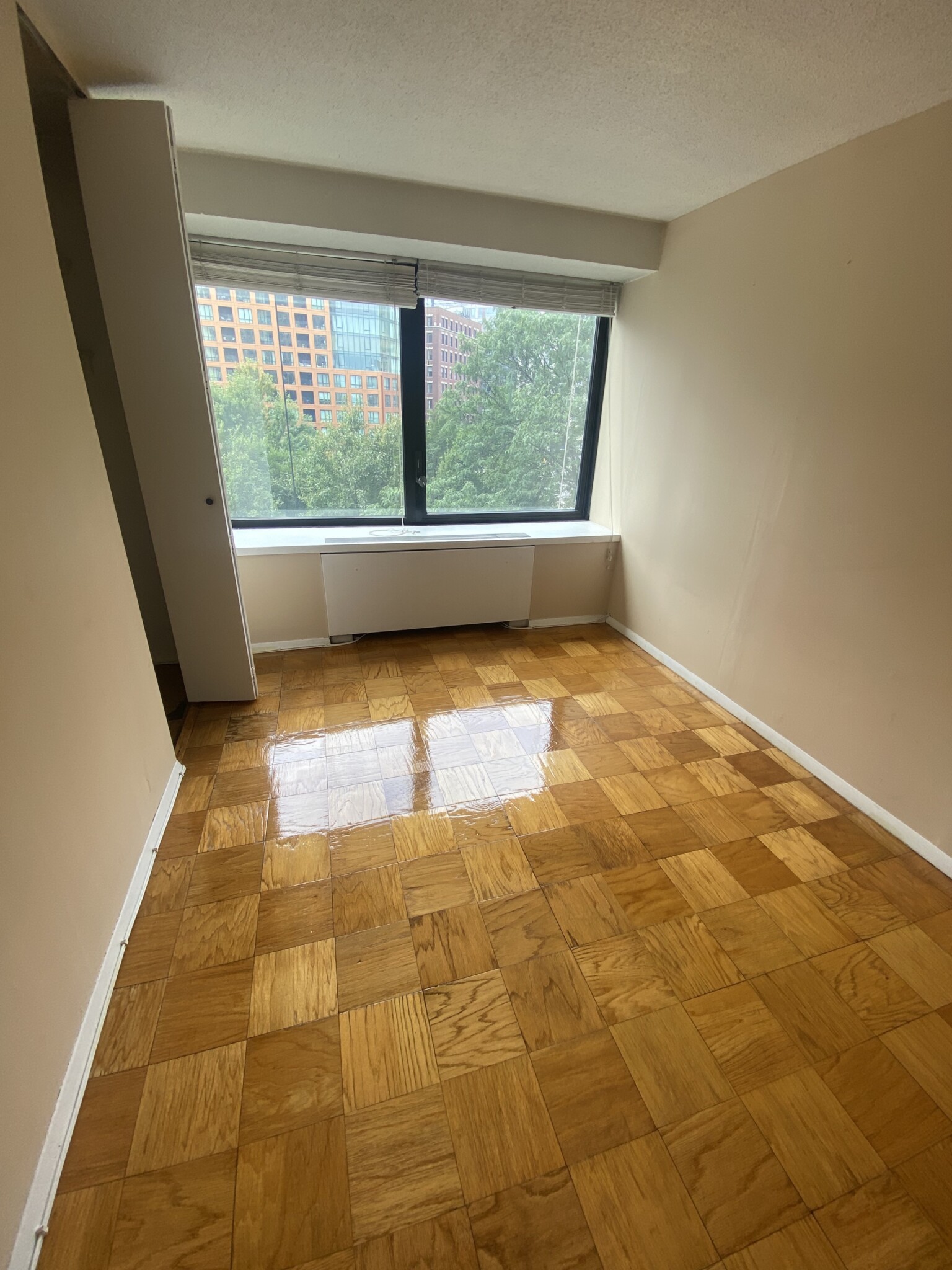 65 East India Row, Waterfront