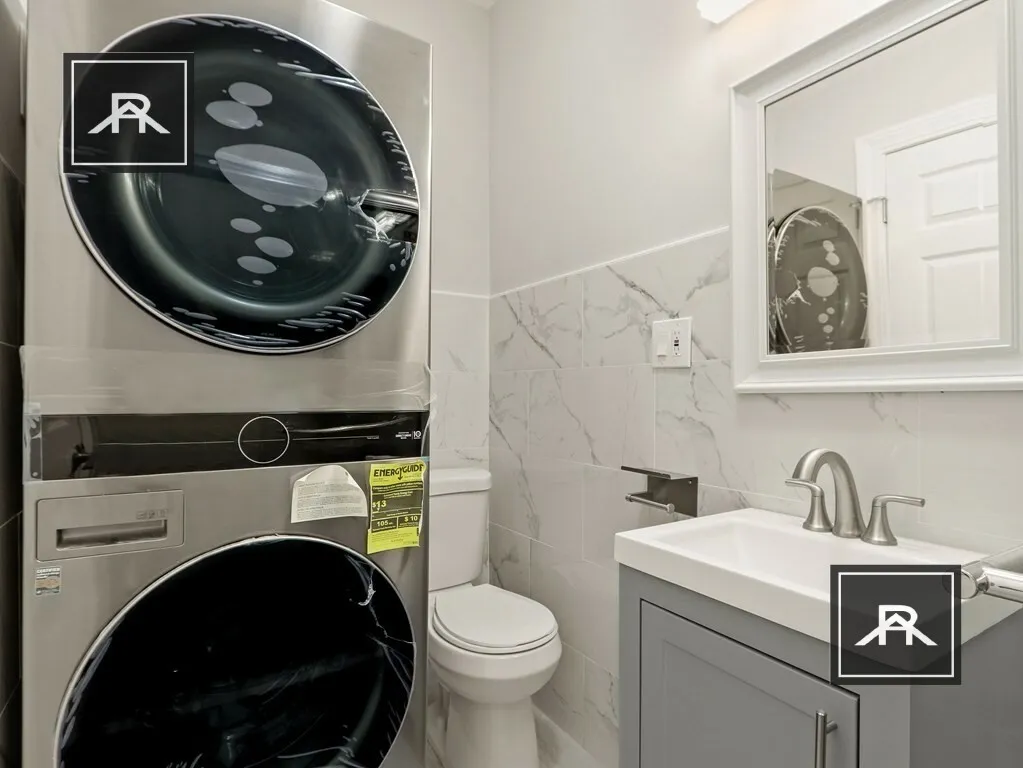 330 Saint Paul St, North Brookline