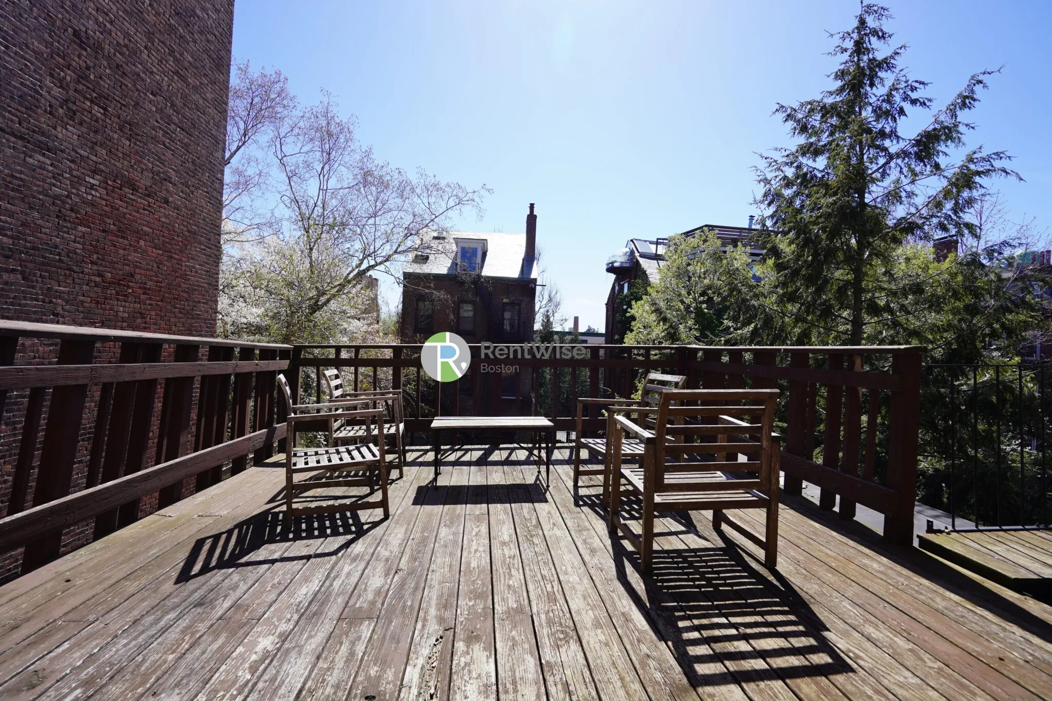 525 Massachusetts Ave, Roxbury