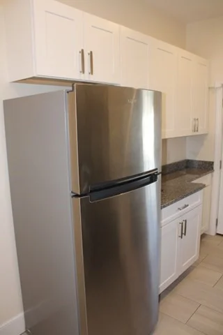 96 Middle St, Gloucester