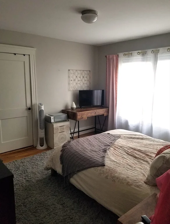 49 Newland Rd, Arlington