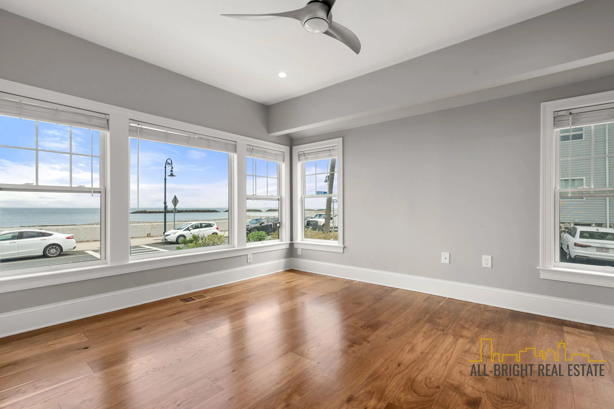 176 Winthrop Shore Dr, Winthrop