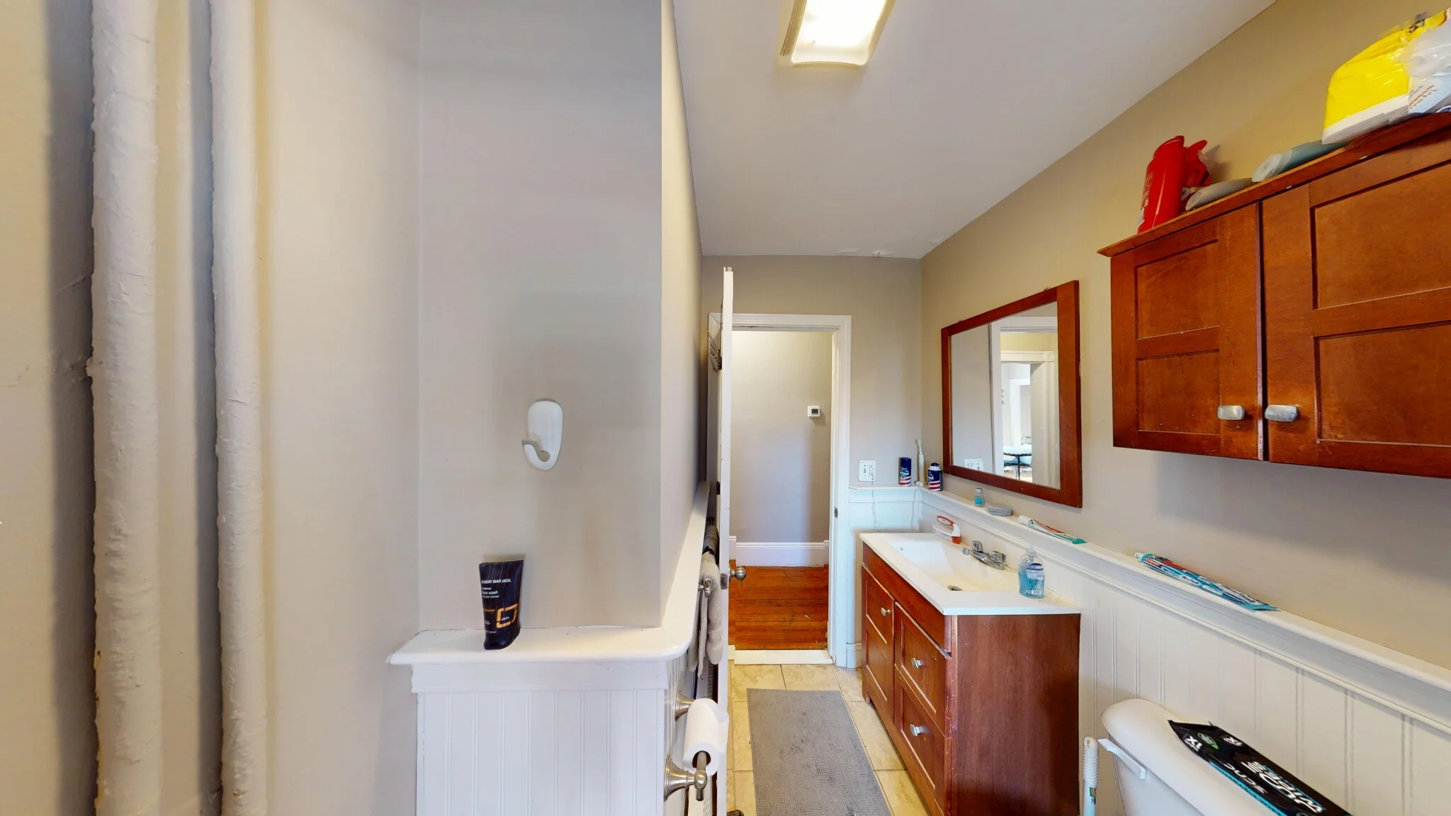 8 Sunset St, Mission Hill