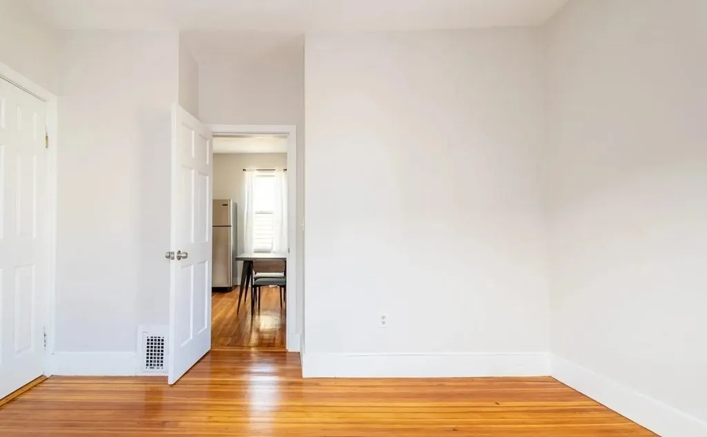 33 Edison Green St, Dorchester