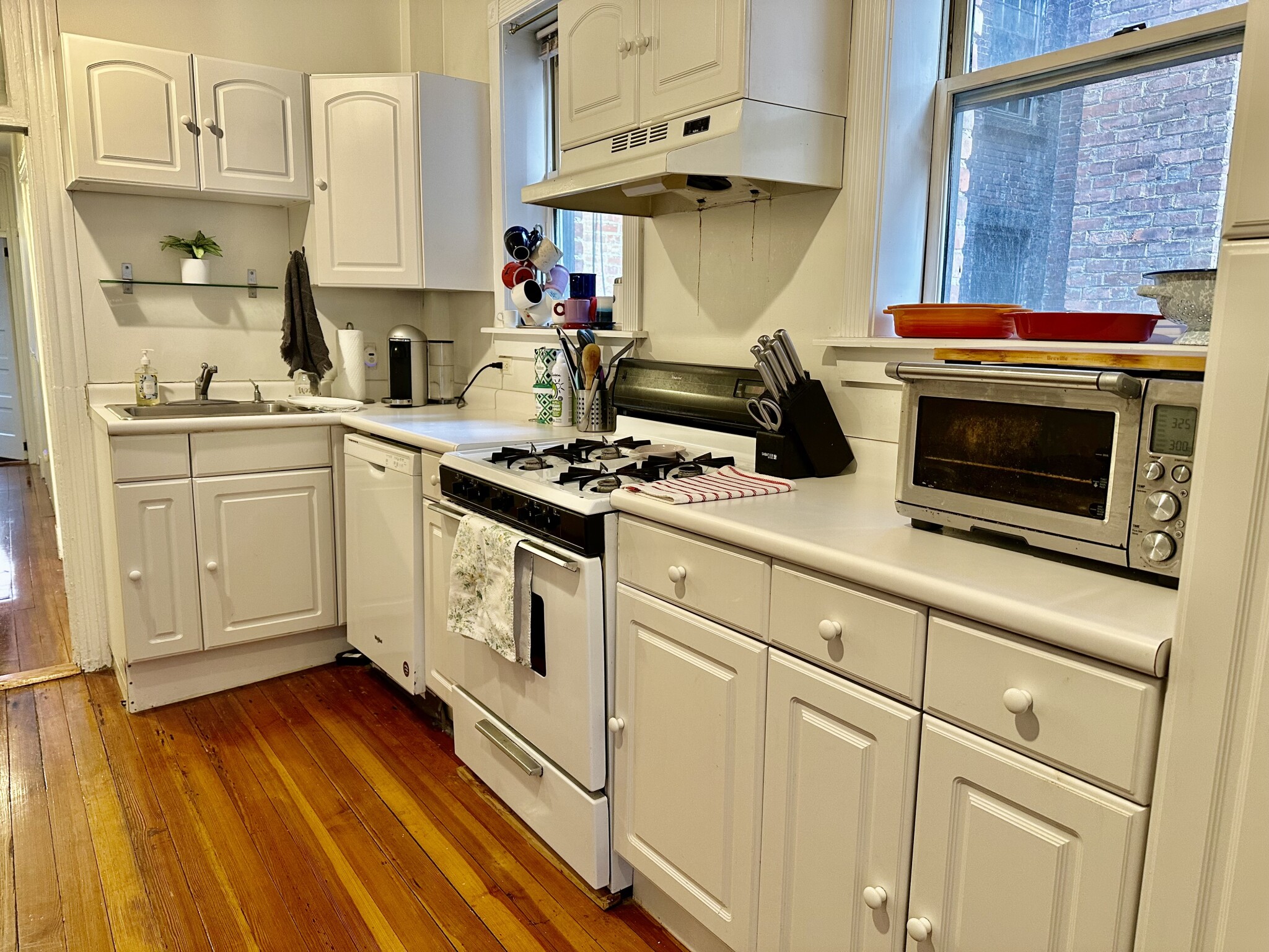 17 Irving St, Beacon Hill