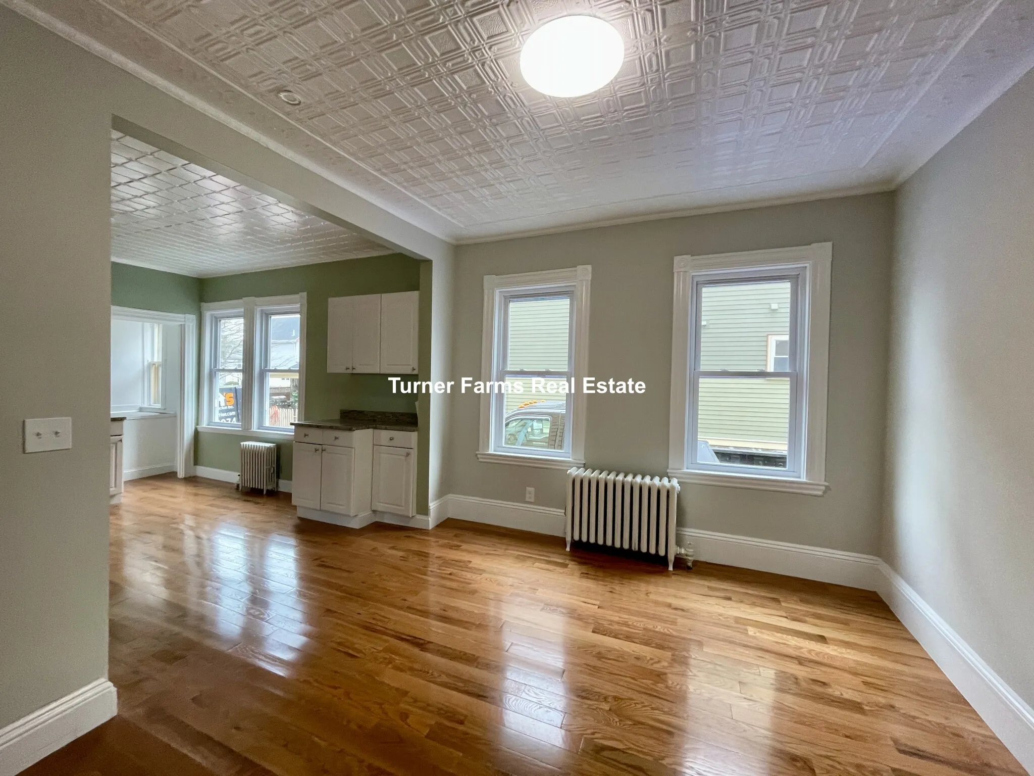 43 Martin St, Medford